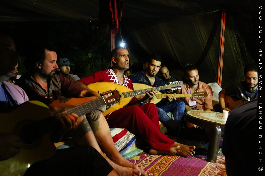 Le musicien Aziz Abbassi toujours présent au Festival international raconte-arts La 14e édition à Aït Ouabane