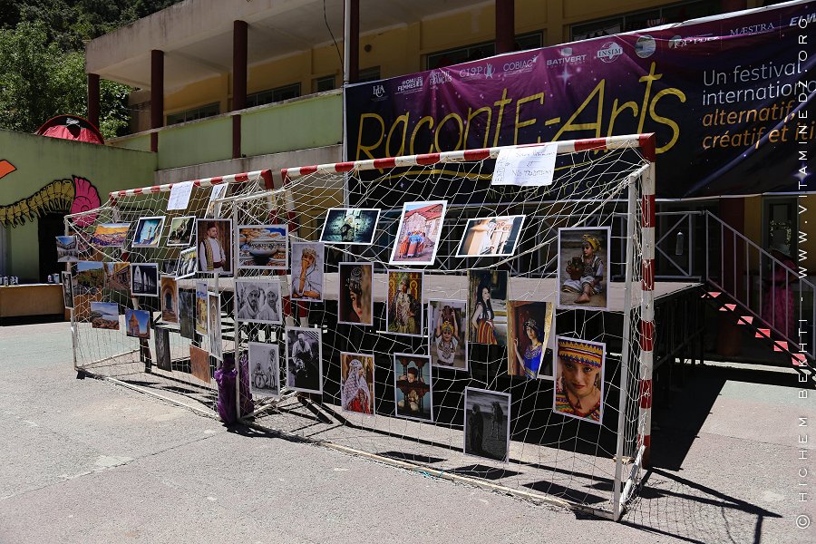 Expo photo de l'association ALPA MEDEA au Festival international raconte-arts La 14e édition à Aït Ouabane