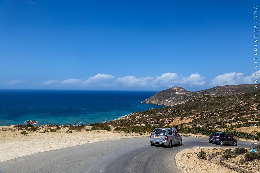 Vers la plage de sbi3et les estivants affluent de toute part ...