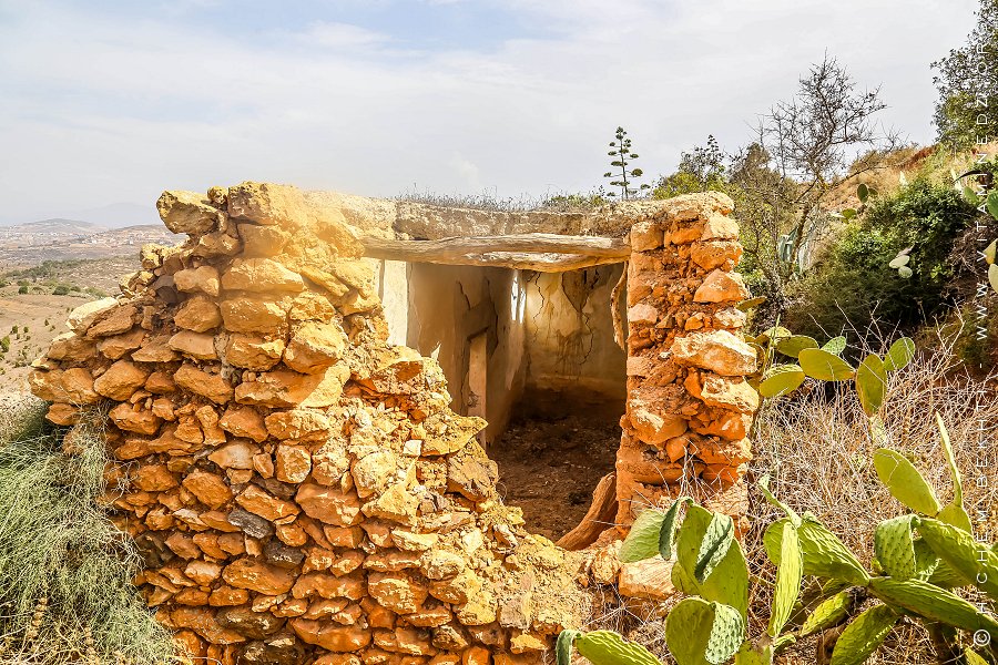 Ancienne Maison abandonnée du village d'Errhamna ( الرحامنة )‎ — à Souahlia, Tlemcen, Algeria.