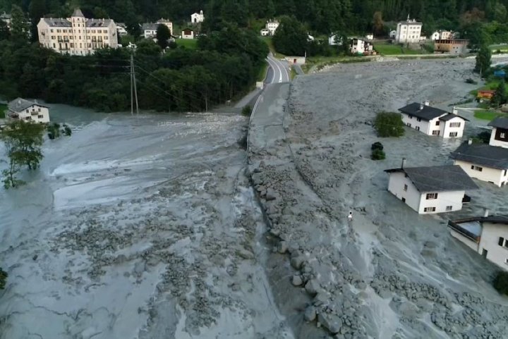 Planète - Dans les Alpes, l’«effondrement» devient terriblement concret