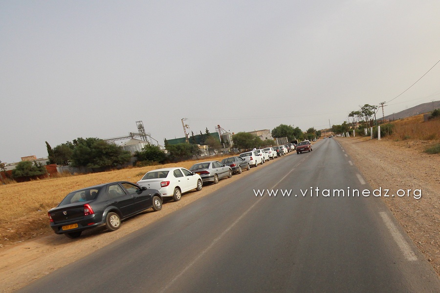 Frontière Algérie-Maroc - Finies les longues chaines devant les stations d'essence