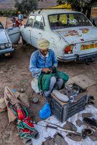 Cordonnier à la waada du Saint Sidi Yahia Bensfia (Commune Sidi El Djillali - Tlemcen)