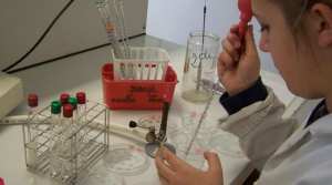 1er séminaire de formation en analyses physico-chimiques et biologiques à l’université