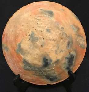 Céramique Berbère Kabylie Kabyle plat Tlemcen ou Nedroma XIXe début XXe Algérie. En vente dans un site web hollandais !!!! quelle est son origine?