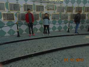 مروان وساعد مقراني بساحة الشهداء بباتنة بمناسبة عيد الثورة