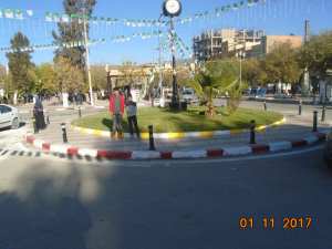 مروان وساعد مقراني بساحة الشهداء بباتنة بمناسبة عيد الثورة