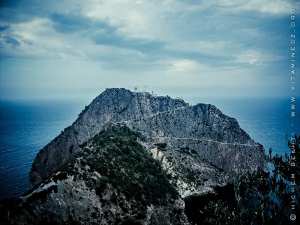 Le cap Carbon est un cap algérien situé dans la Wilaya de Béjaïa, au nord du port de Béjaïa.