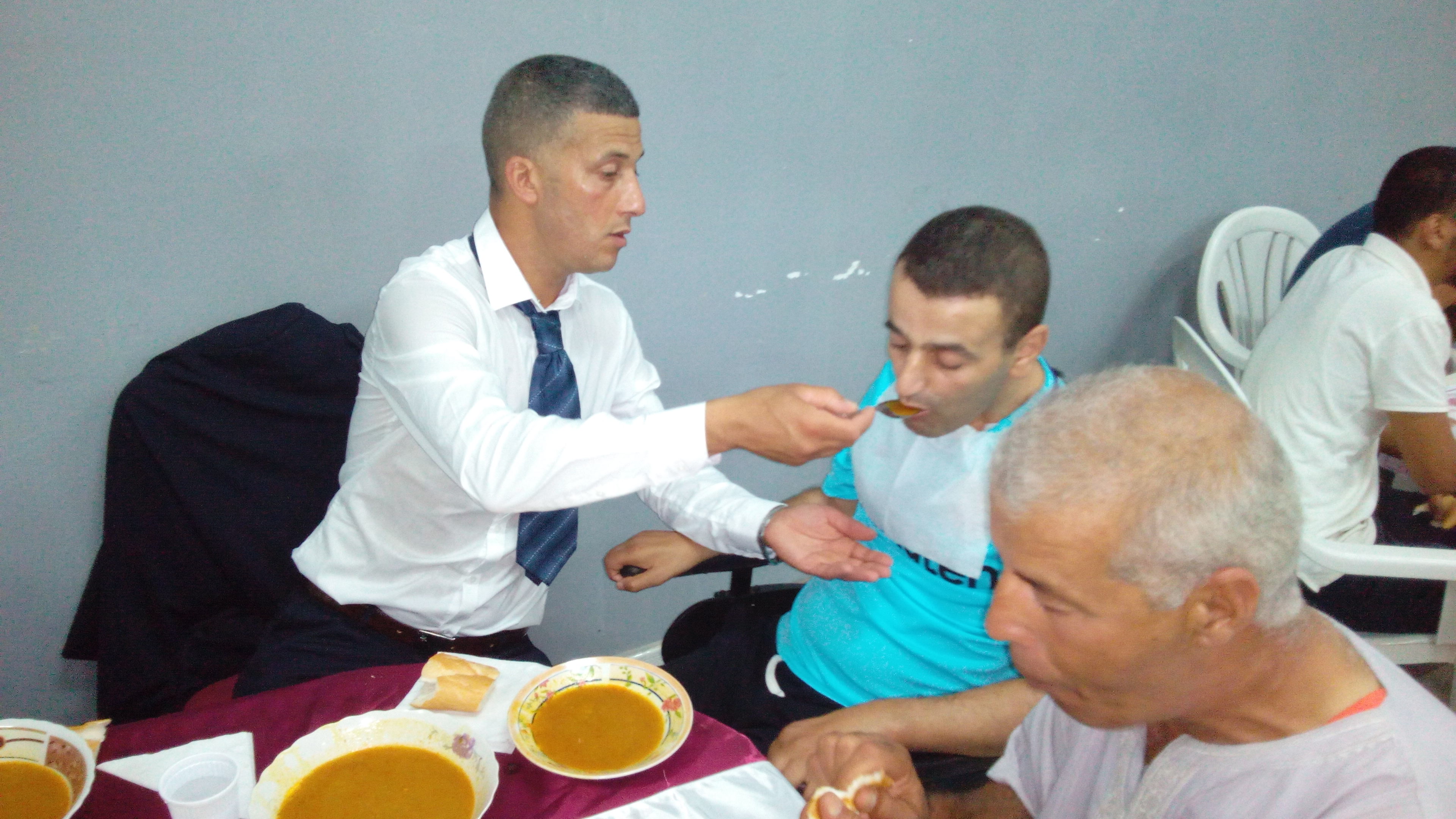 قمة التواضع