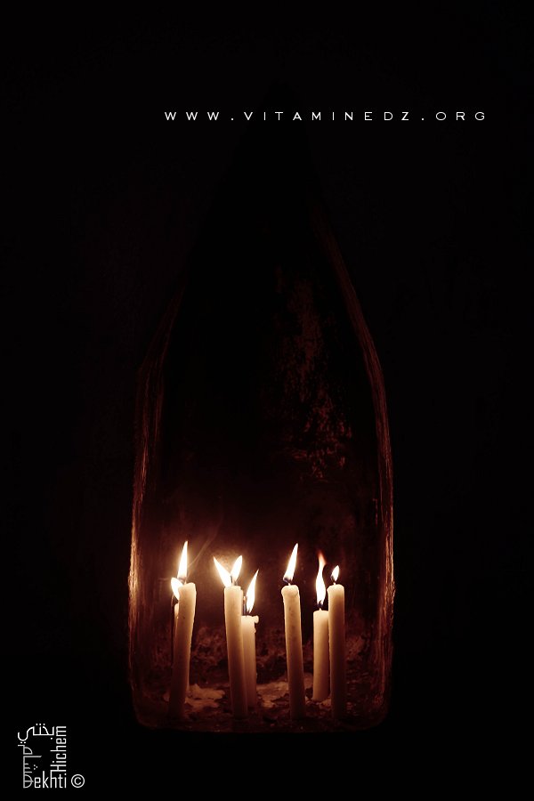 Tlemcen : Bougies au darih du Saint Sidi Yahia Bensfia