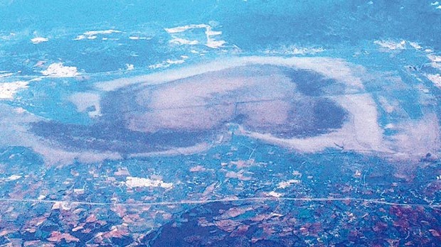 Berrahal (Annaba) - PÔLE URBAIN DE KALITOUSSA:  Rejets industriels polluants dans le lac Fetzara