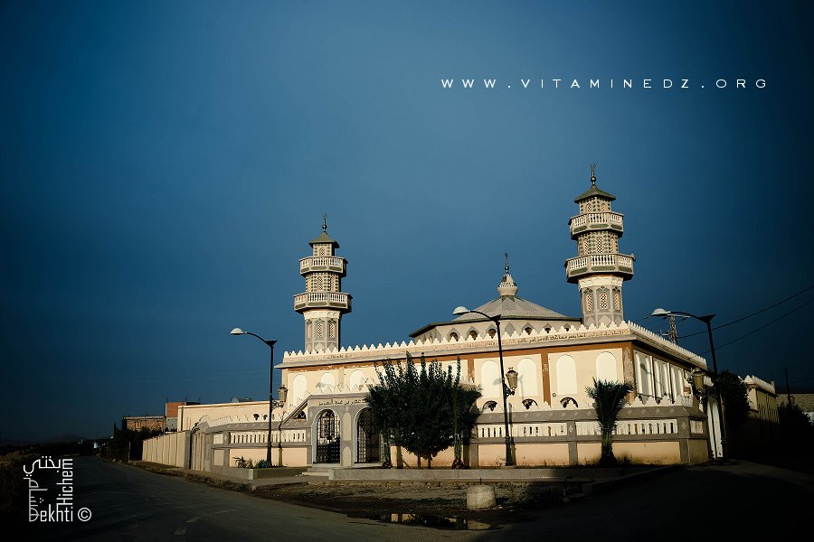 Ghouliames, petit village et belle mosquée ...