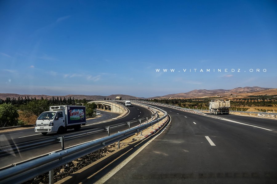 SEROR :  nouvel échangeur Remchi - Sebaa Chioukh, enfin ouvert après plusieurs années de travaux