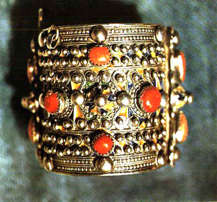 كنوز القبائل