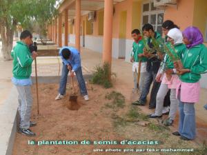 Élèves de l'école Houari Boumediene Tiout