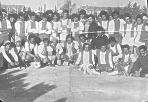 Photo des joueurs de L'ESMAAMORA 1976