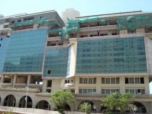 صورة لمركز تجاري ببلدية العاشور