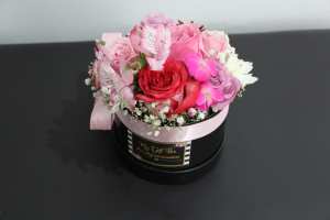 gift box flowers