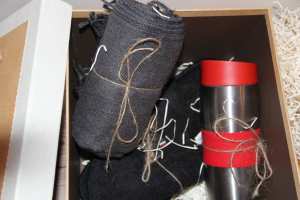 gift sur^prise  for him