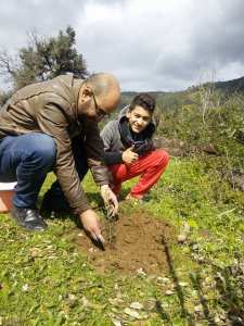 Plantation des arbres au village Tifaou-HEllil ! Comité de village
