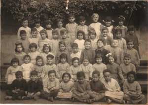 Ecole maternelle Georges la Pierre en 1954 ( Oran )