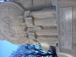 MAÎTRE YDROUDJ  AVOCATE Spécialiste    213 (0)555 58 83 37 E-mail:Ydroudj.maitre@gmail.com