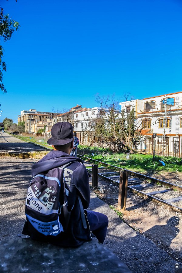 Voie ferré de Tlemcen, passage piétons non protégé ... A quand la fin de l'hémorragie