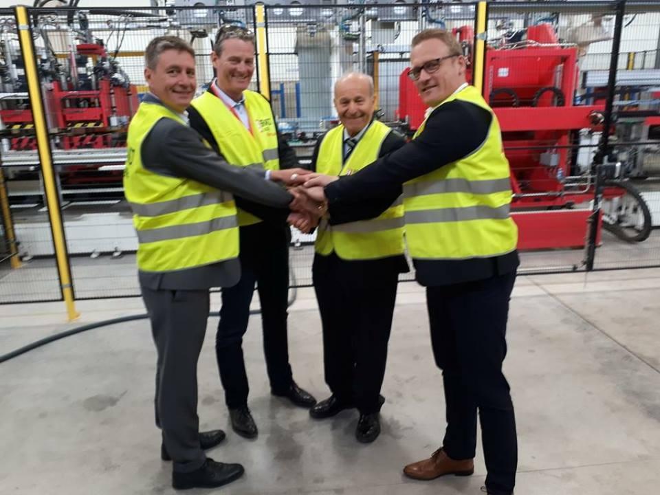 Un nouveau partenariat est né : Issad Rebrab aujourd'hui avec Siebnwurths, leader mondial de l'outillage automobile !