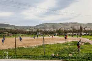 Stade de Rachgoun ... le foot toujours present bien plus que les sports aquatiques