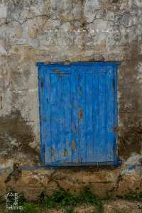 Porte en bois au port de Beni Saf