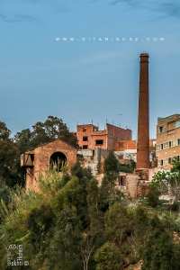 Four et cheminée de Béni Saf : Vestiges de la mine de fer