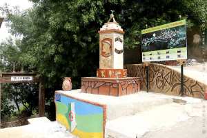 Entrée de Tiferdoud en Kabylie