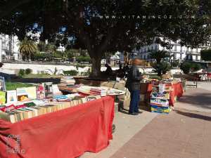 Mohamed le bouquiniste de la grande poste d'Alger