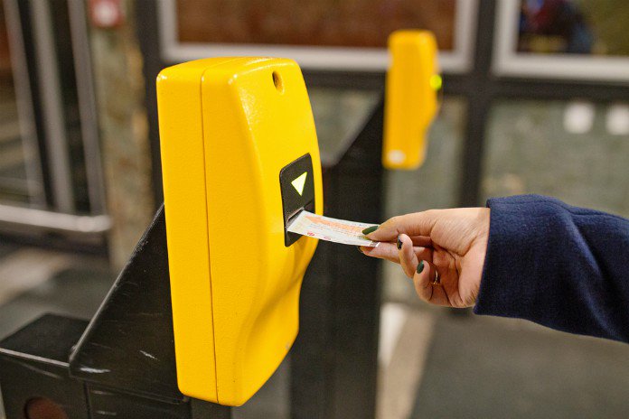 LA DURÉE DE VIE DES DÉCHETS DANS LA NATURE: Ticket de bus ou de métro : 1 an