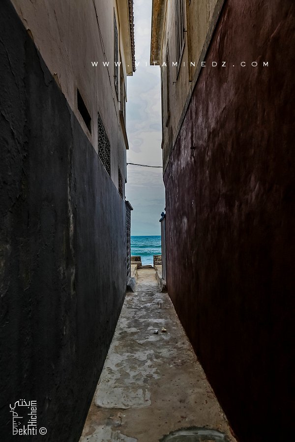 Ruelles étroites à la Plage du Puits à Beni Saf (Wilaya d'Ain Temouchent)