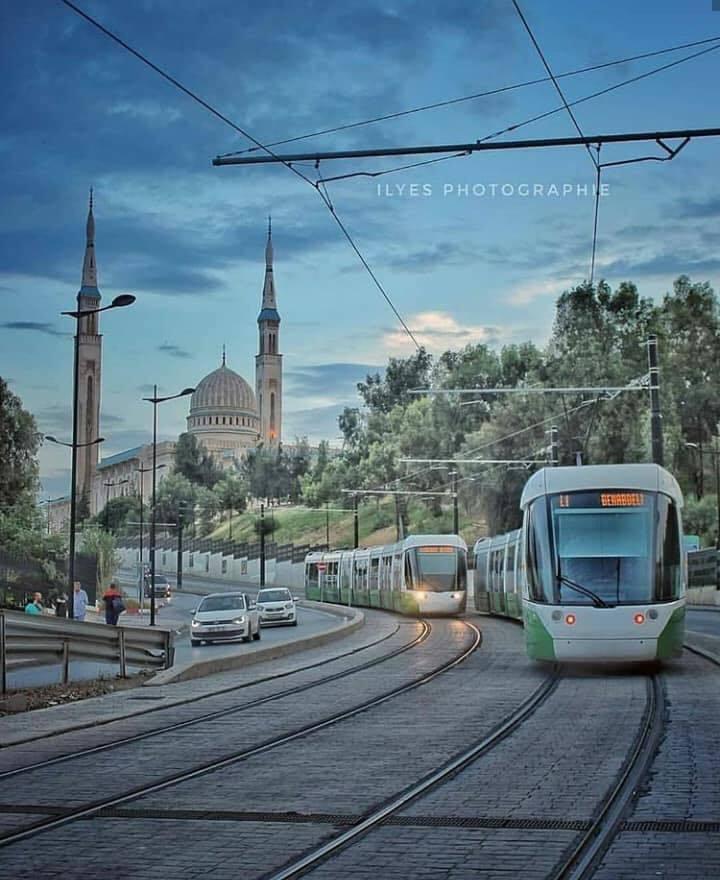 Constantine, de 2500 