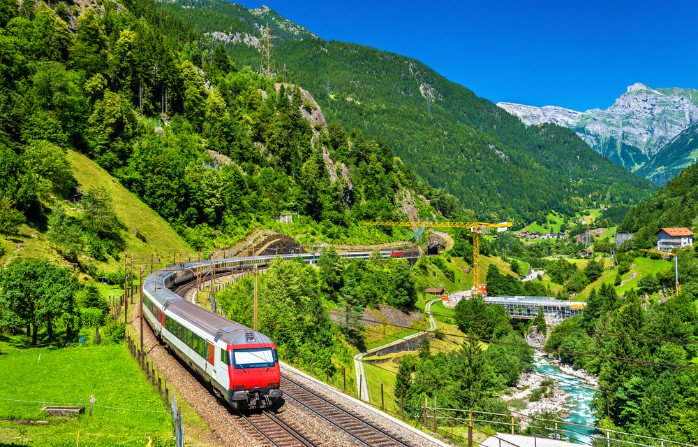 Le Gotthard Panorama Express, en Suisse
