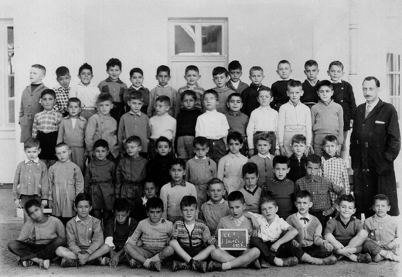 Ecole Jean Jaurès 1957 avec M. Bourdon. Constantine