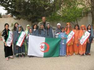 2010 - L'enseignent Boudjelal avec ses éleves d 5 année  - école salah nezzar cité kechida