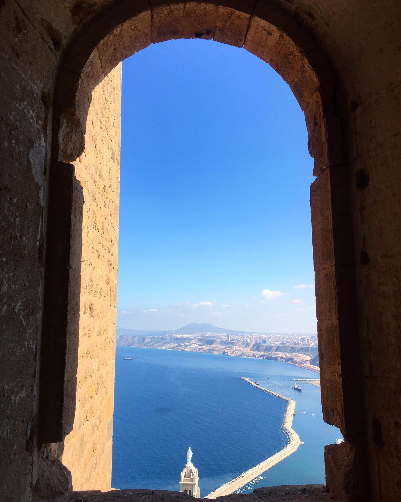 وهران من على جبل المرجاجو