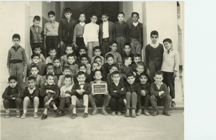 1961 - CE1 Ecole Duffaut Tlemcen, Photo de classe de 1962 - Ecole duffaut , ecole maternel place des victoires ,
