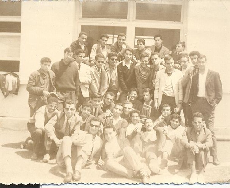 1961 - Classes de Premiere(collegiens et medersiens) - Lycee docteur benzerdjeb