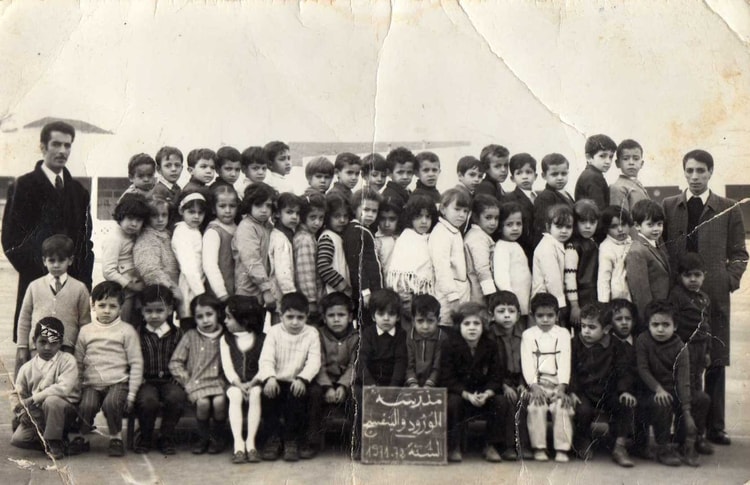 1972 - Classe (b) - Ecole primaire des rosiers et des violettes