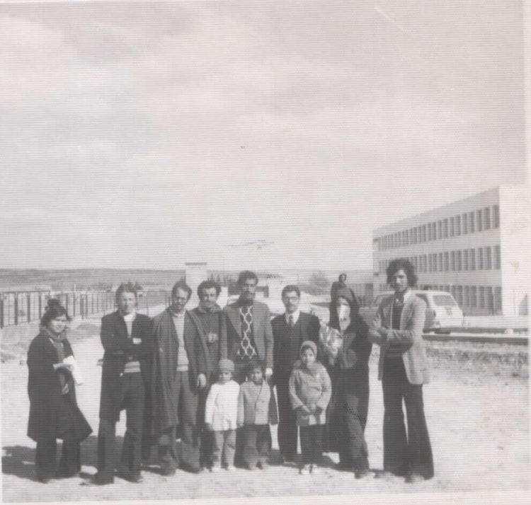 1975 - L'equipe administrative  Lycée Naim Naimi Djelfa  - Naïm-nouaïmi