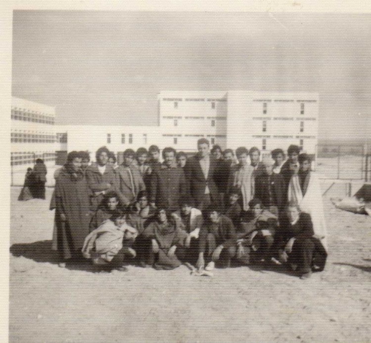 1975 - Groupe d'Elèves  Lycée Naim Naimi Djelfa - Naïm-nouaïmi