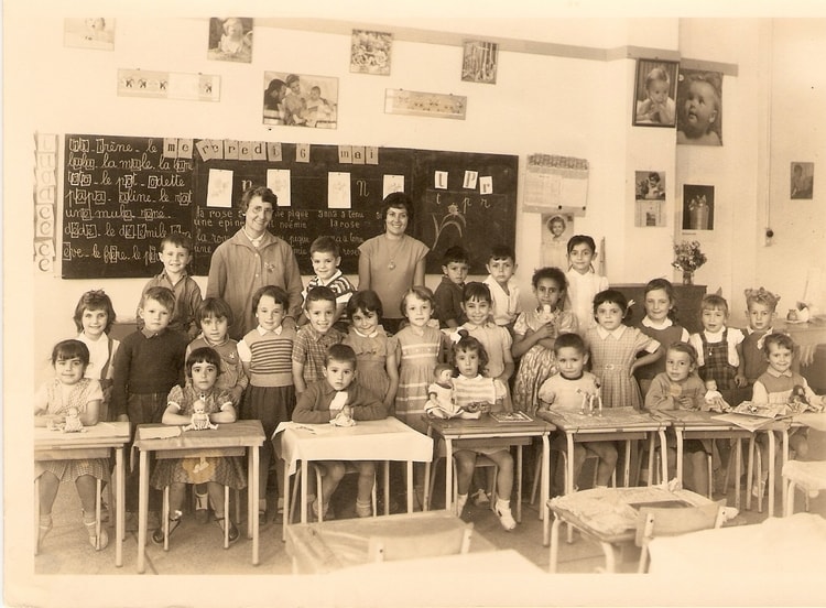 1959 - Maternelle en classe - Ecole de petitjean