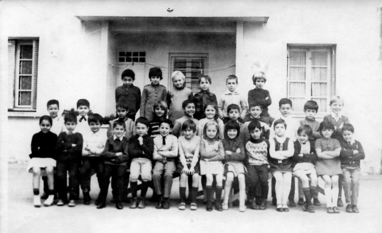1968 - Photo de classe de 1968-1969 - Ecole cite bona