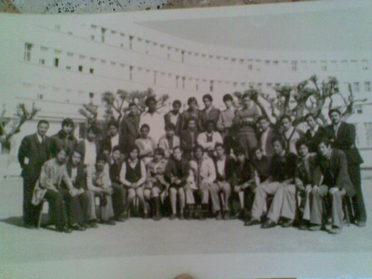 1973 - 2 AS2 - Lycée lotfi