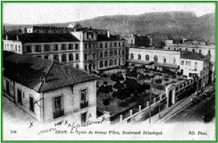 1962 - VUE PRENANTE DU LYCEE - Lycee el hayet