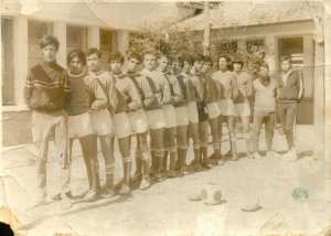 1972 - Equipe scolaire Benbadis EST - Ben badis est